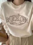 Sudadera Casual para Mujer “Barcelona” – Cuello Redondo | Talla S