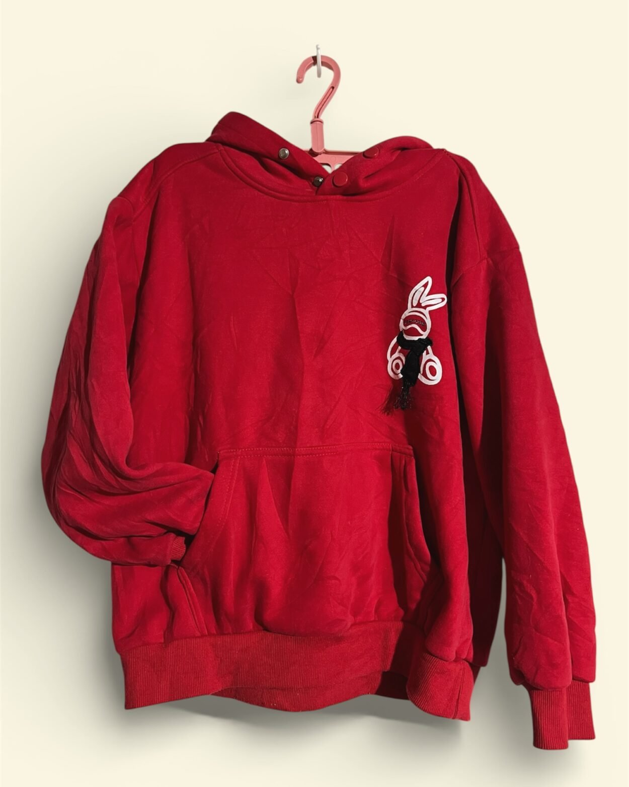 Polera Hoodie Dama Roja con Botón en Capucha – Talla M