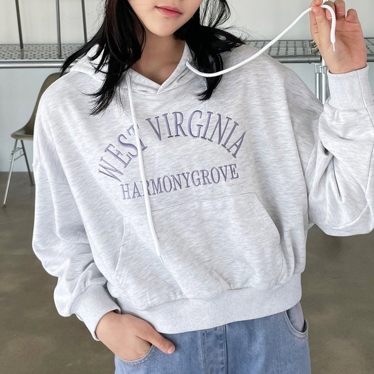 Sudadera Corta “West Virginia” para Mujer – Bolsillo Central | Talla M